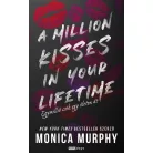 A Million Kisses in Your Lifetime - Egymillió csók egy életen át - Éldekorált kiadás